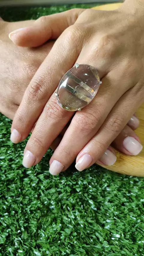 ANEL COM BANHO PRATA QUARTZO CRISTAL - SABEDORIA E PURIFICAÇÃO