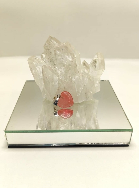 PINGENTE MINI CORAÇÃO DE QUARTZO ROSA MORANGO BANHO PRATA - ABERTURA DO CAMINHO ESPIRITUAL E ALEGRIA NO PROPÓSITO