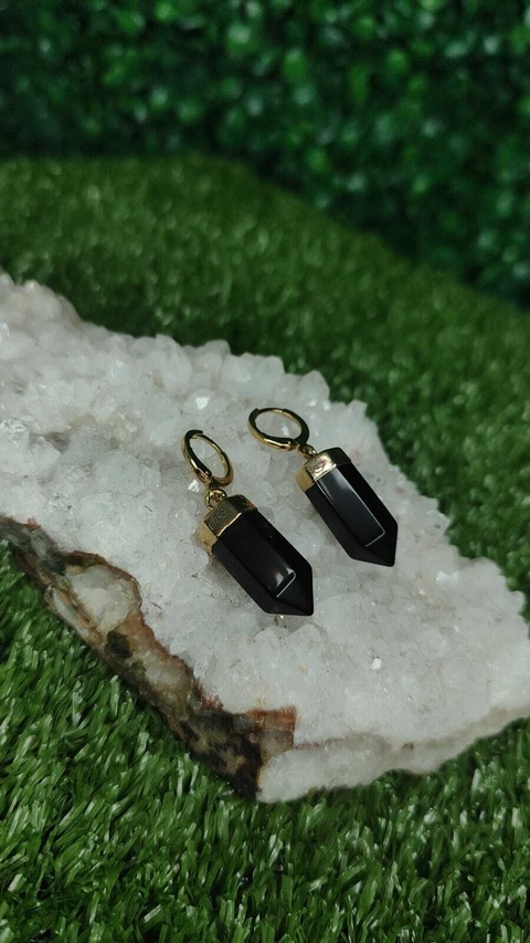 BRINCO PONTA GERADORA DE OBSIDIANA BANHO DOURADO - PROTEÇÃO
