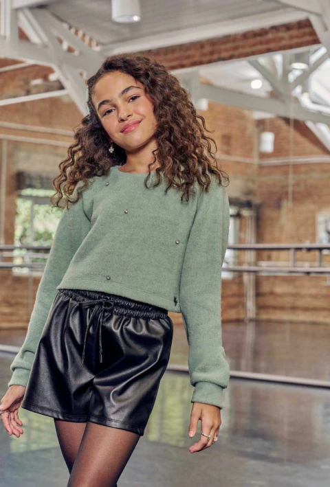 Conjunto Vic&Vicky de Blusão Boxy em Tricot Soft e Short em Couro Sintético - comprar online