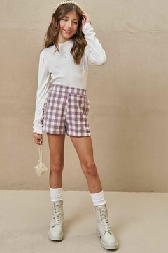 Conjunto Vic&Vicky Blusa Branca e Short Xadrez - comprar online