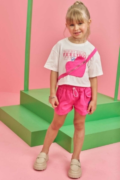 Conjunto Infanti Blusa com Coração e Short Rosa