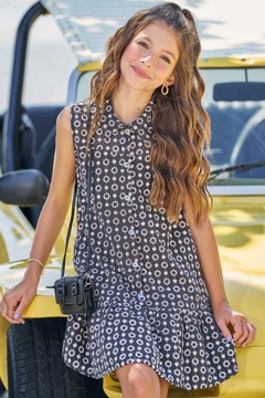 Vestido Vic&Vicky Preto Laise Bordado Flores