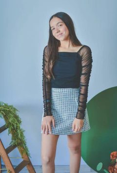 Cropped Vallen em Tule Preto na internet