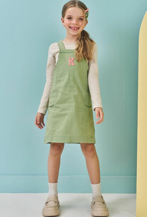 Conjunto Kukiê de Salopete em Sarja com Elastano e Blusa - comprar online