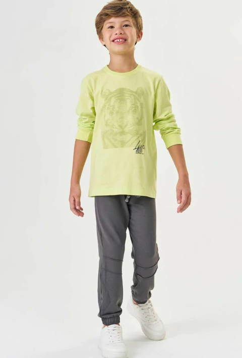 Conjunto Lucboo de Camiseta em Meia Malha e Calça Jogger - comprar online
