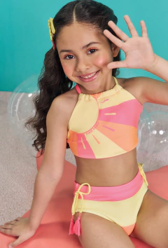 Biquín Kukiê em Malha com Proteção UV (Parte Superior Reversível) na internet