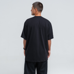CAMISETA PREMIUM 26.1 OVERSIZED PRETO na internet