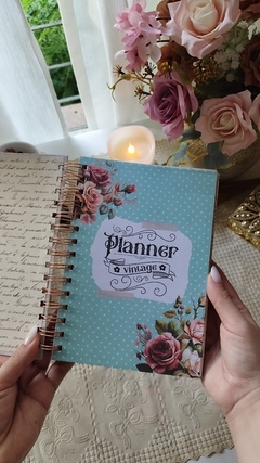 Kit Vintage 2025 - Agenda Datada 1ddp + Planner Datado - comprar online