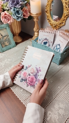 Agenda VINTAGE Tons de Rosa 2025 1 Dia por Página capa na internet