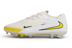 Chuteira Campo NIKE Phantom 6 Elite FG - Branco