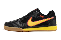 Chuteira Nike SB Gato Futsal - Preto/Amarelo