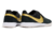 Chuteira Nike Gato Futsal - Preto/Dourado na internet