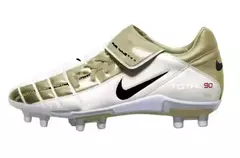 Chuteira Nike Total 90 Campo - Branco/Dourado - comprar online