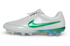 Chuteira Nike Tiempo Legend R10 FG - Branco