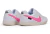 Chuteira Nike Tiempo Street Gato IC - Branco/Rosa - comprar online