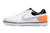 Chuteira Nike Gato Futsal - Branco/Laranja - comprar online