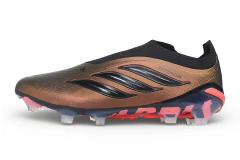 Chuteira Adidas Predator Laceless 26 Elite FG - Marrom