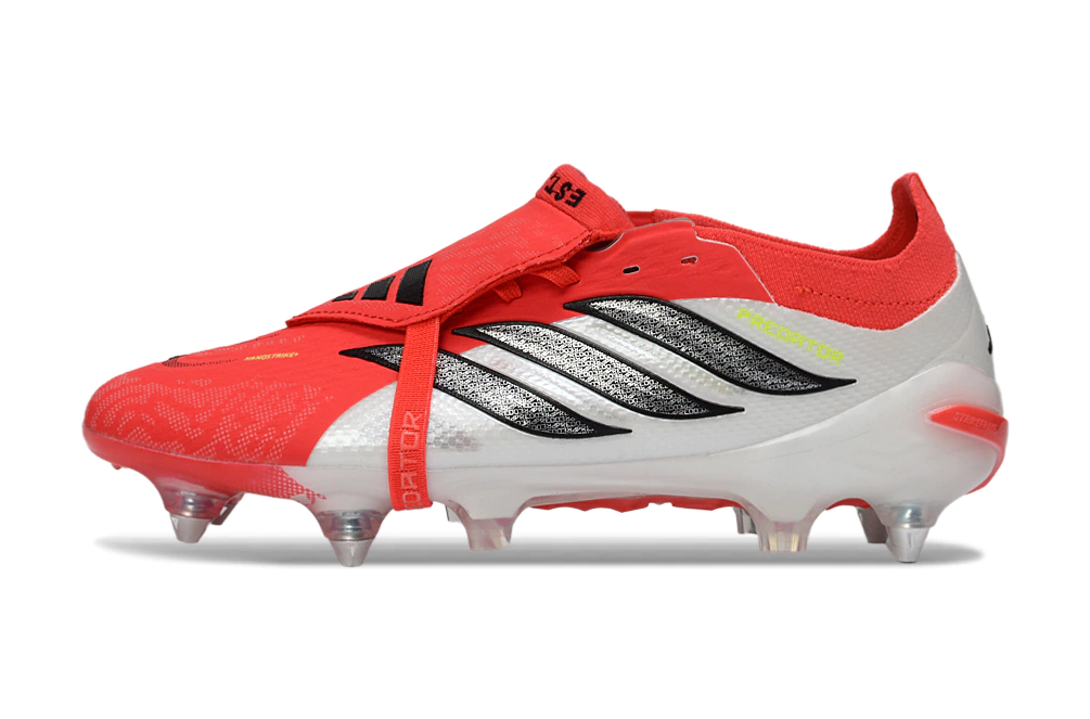 Chuteira Adidas Predator Tongue 26 Elite SG - Controle e Precisão