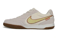 Chuteira Nike Tiempo Street Gato IC