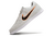 Chuteira Nike Gato Futsal - Branco/Preto/Laranja - Marca Esportiva - Loja Especializada em Chuteiras 