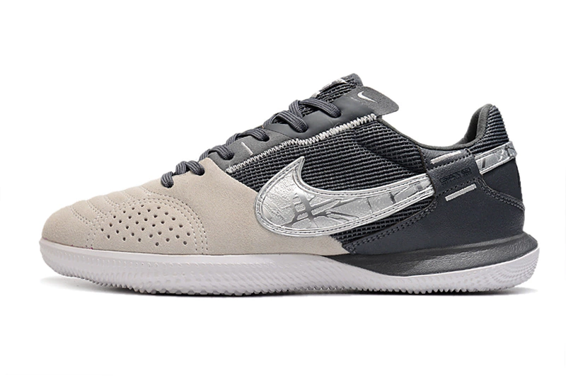 Chuteira Nike Street Gato Futsal IC Cinza/Bege - Tração e Estilo