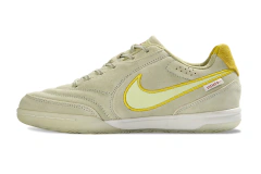 Chuteira Nike Tiempo Street Gato IC - comprar online