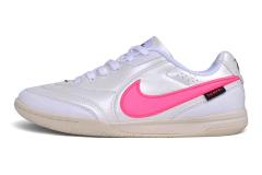 Chuteira Nike Tiempo Street Gato IC - Branco/Rosa