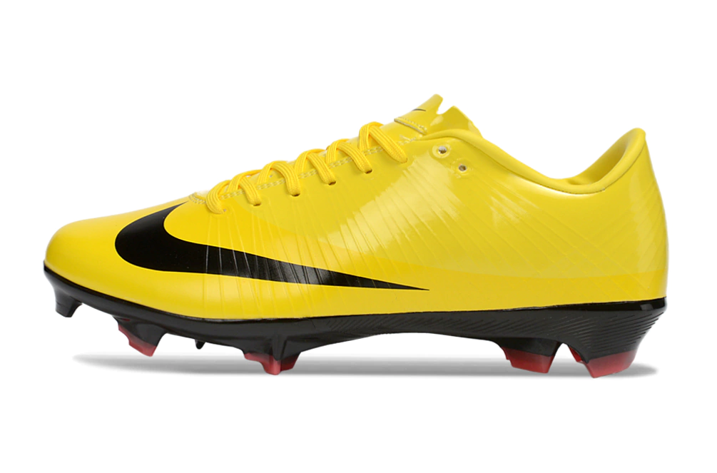 Chuteira Nike Mercurial Superfly 1 Elite FG - Velocidade e Precisão