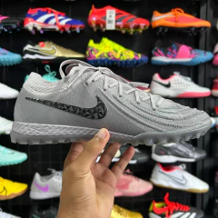 Chuteira Nike Phantom GX 2 Elite Society TF + Brinde (Pronta Entrega) - comprar online