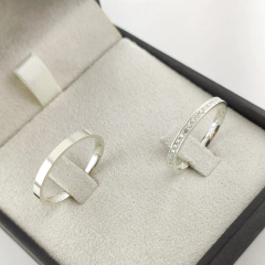 Par de alianças 2MM de namoro - PRATA 950 - comprar online