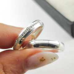 Par de alianças 4MM de namoro - PRATA 950 - comprar online