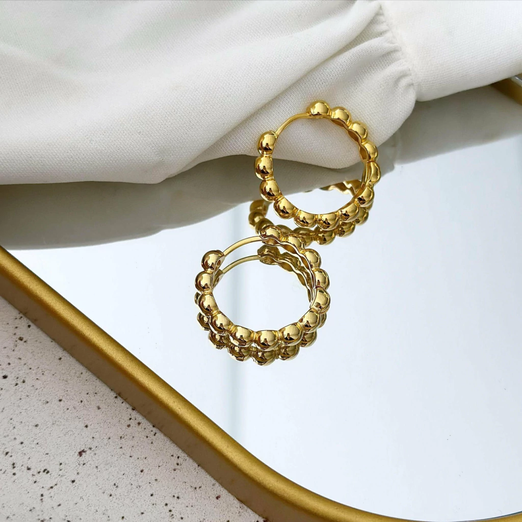 Argola Folheada a Ouro 18K Martelada