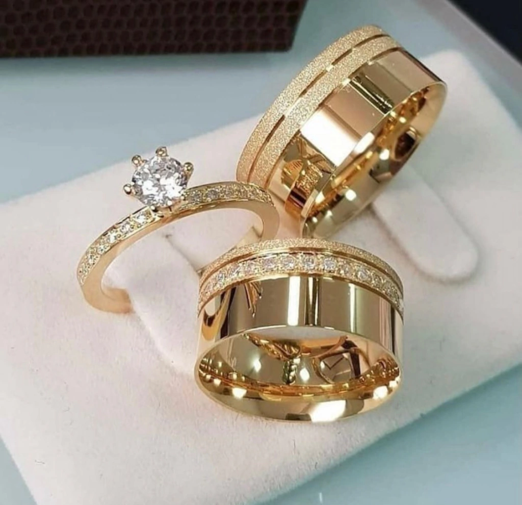 Aliança Brilhante 18K