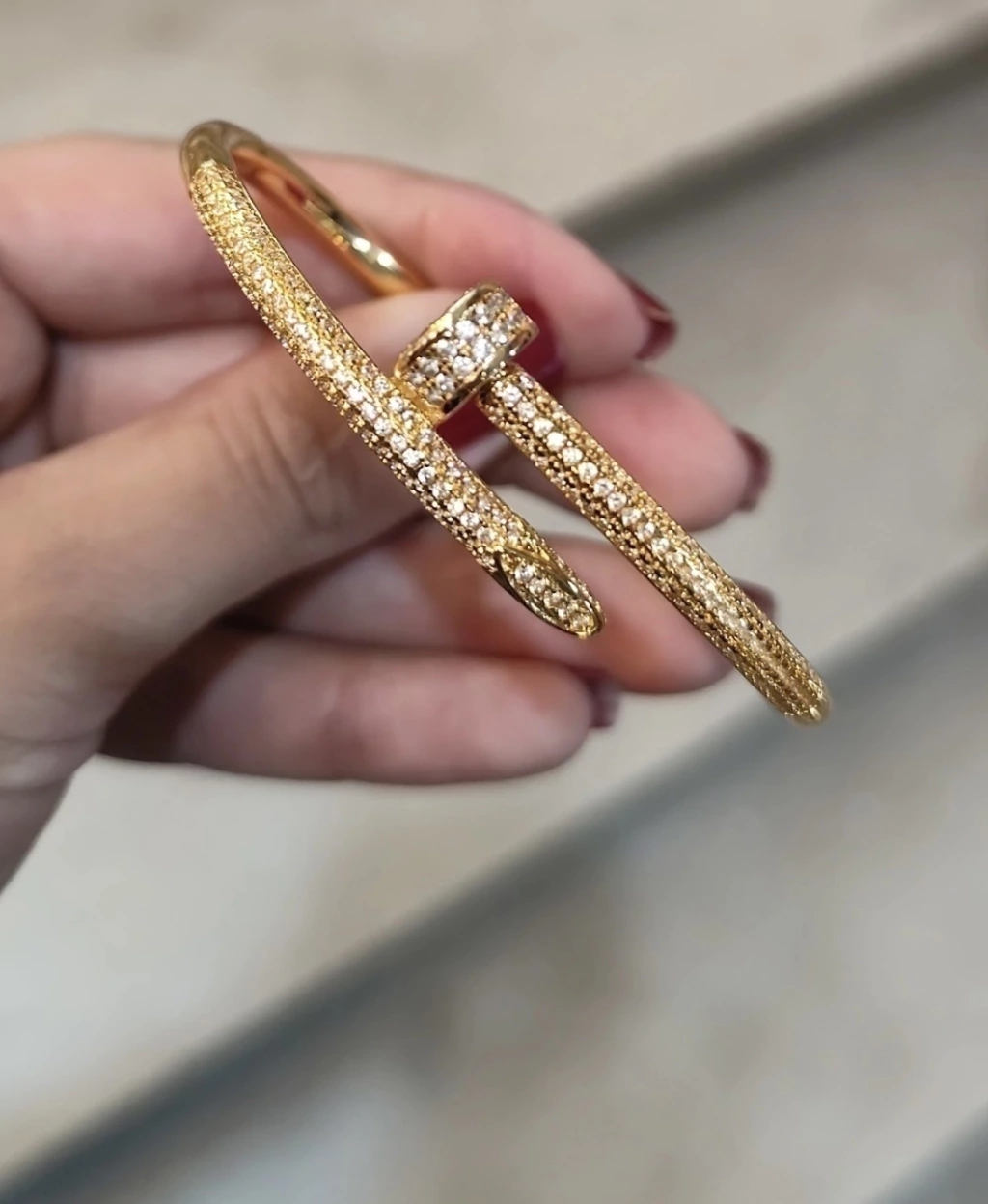 Bracelete Prego Cravejado