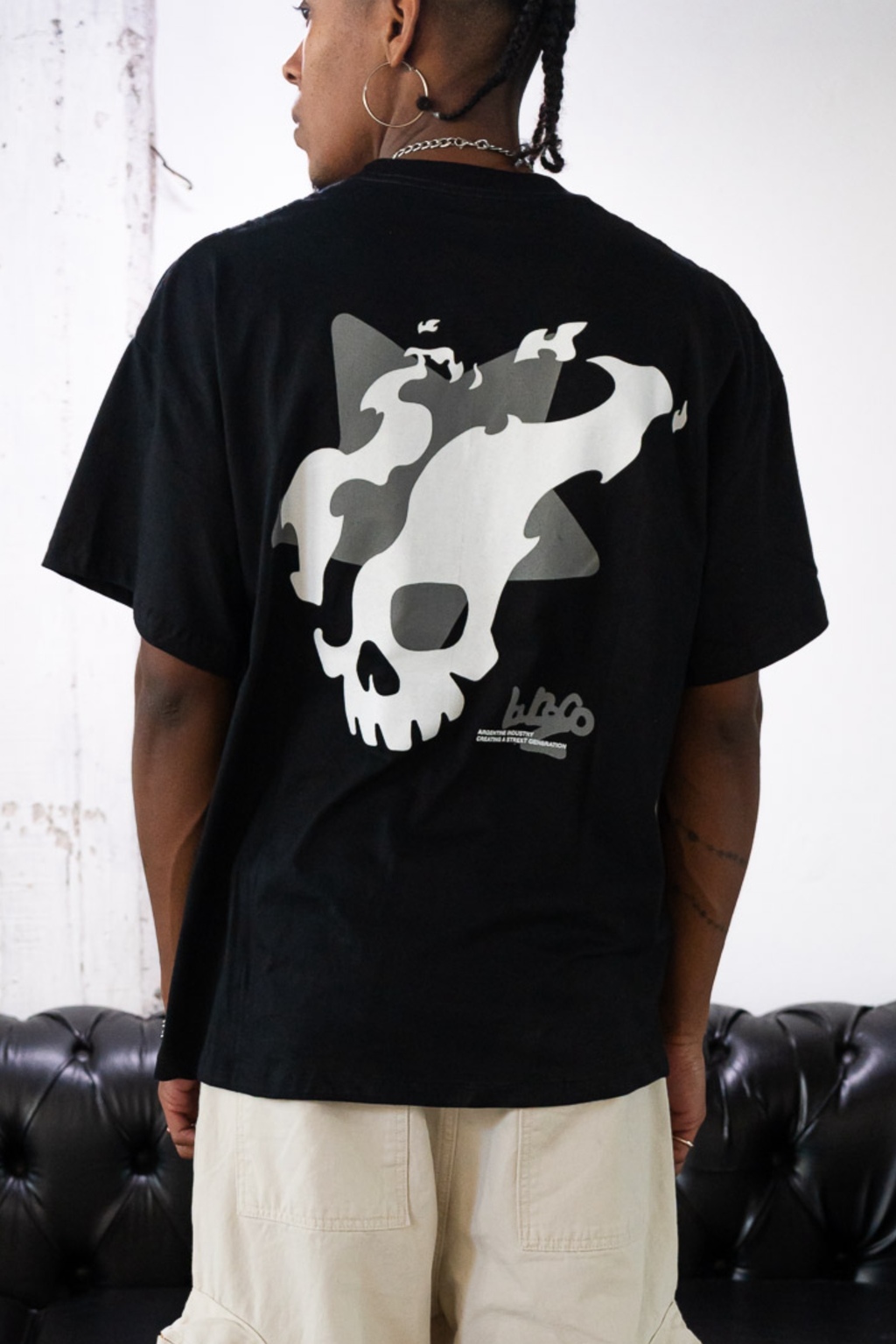 "Skull" Oversize Tee - Black thumbnail 3
