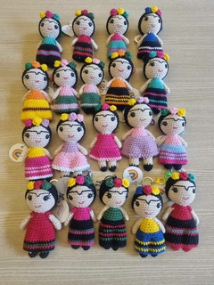 Chaveiro Frida Grande - Nós do Crochê - Transformando vidas através da capacitação artesanal