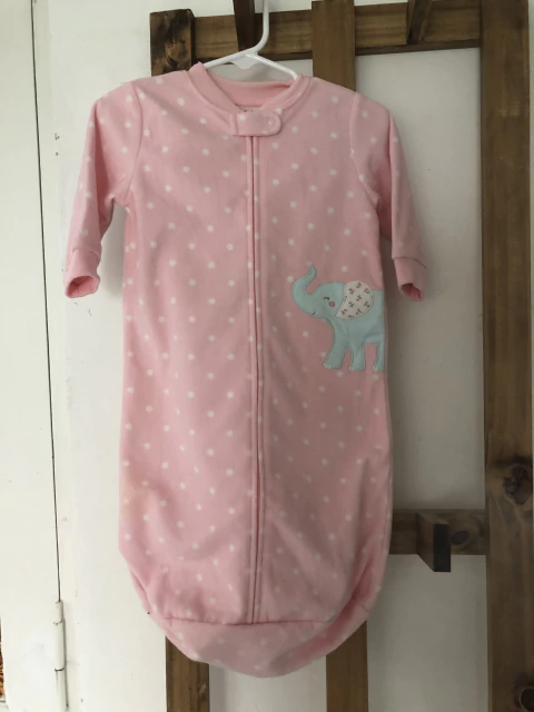 0/9M | Bolsita de polar rosa con elefante. CARTERS. 0-9 meses.