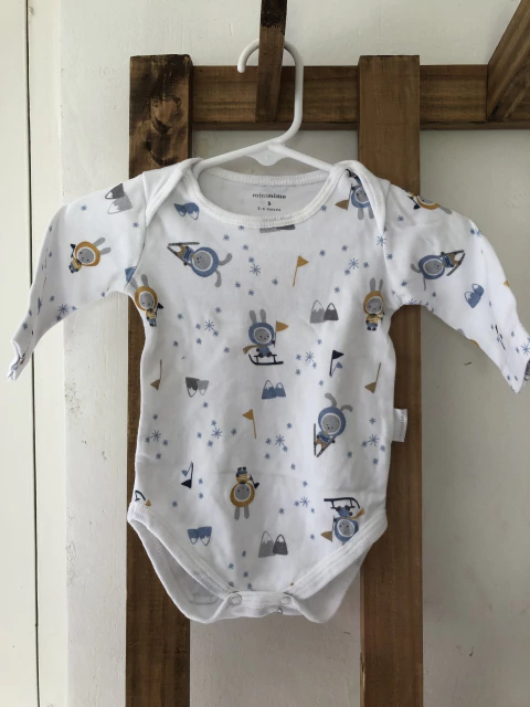 Body ML blanco con conejos. MIMO. 3 meses.
