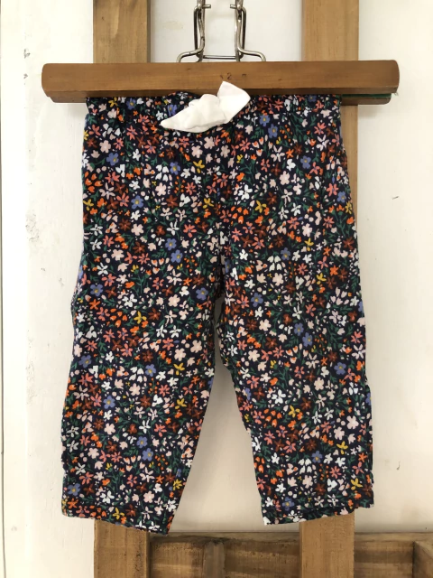 9M | Pantalón de algodon con flores y elástico. CARTERS. 9 meses.