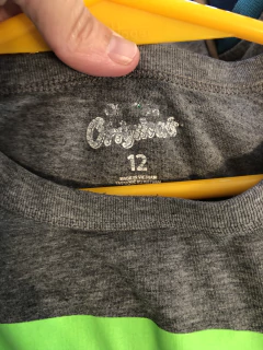 12A | Remera MC gris con verde. OLD NAVY. 12 años. - comprar online