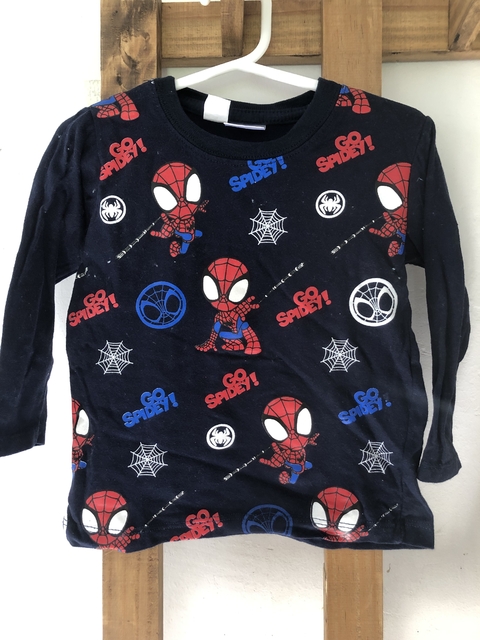 Remera azul ML Spidy. DISNEY. 18/ 24 meses.