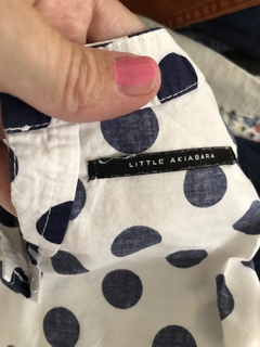 Blusa blanca con lunares azules. AKIABARA. 4 años. - Lo Canto • Moda Circular