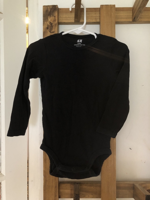Body ML negro. HYM. 18 meses.
