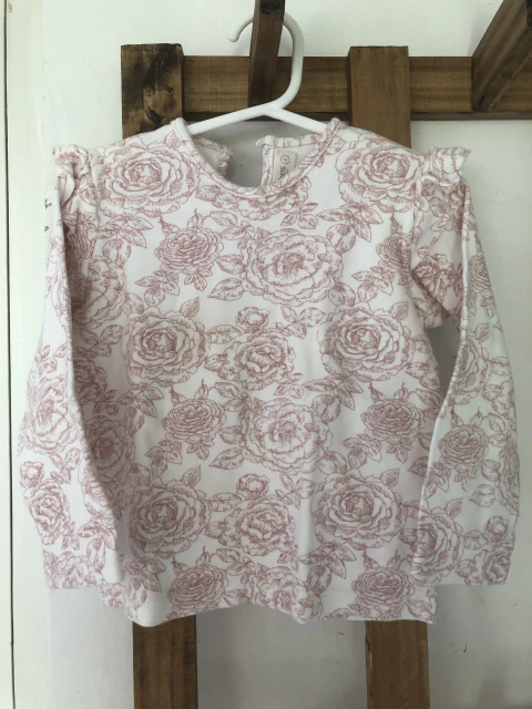 Outlet- Remera ML rosa con flores. PEKES. 4 años.