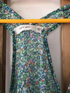 Blusa sin mangas floreada. TRY ME. Talle 40 de adulto. - comprar online