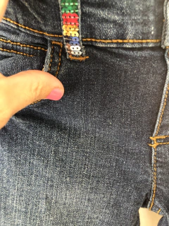 Jean azul con lentejuelas en el precinto. CARTERS. 5 años. - comprar online