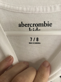 Remera blanca MC. Abercrombie. 7/8 años. - comprar online