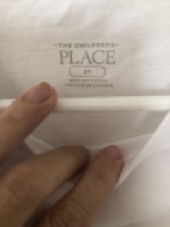 Remera blanca ML. The Childrens Place. 3 años. - comprar online