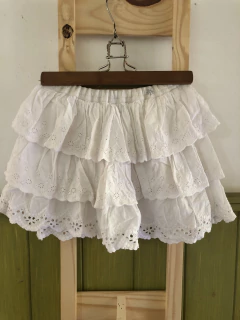 Pollera blanca con volados y elástico. FREESTYLE. 6 años. en internet